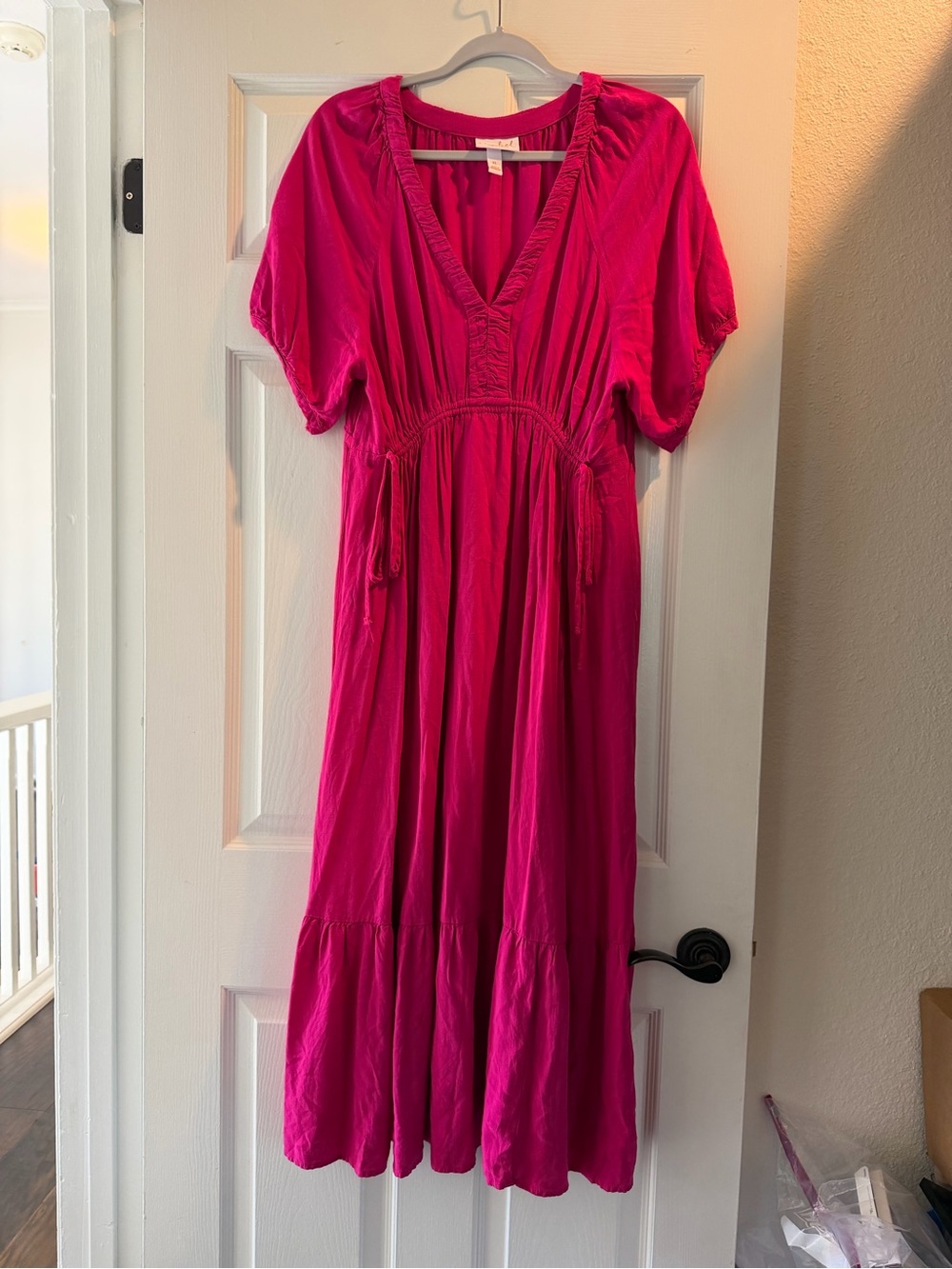 Women's Fuchsia Maxi Dress with V-Neck and Tie Waist